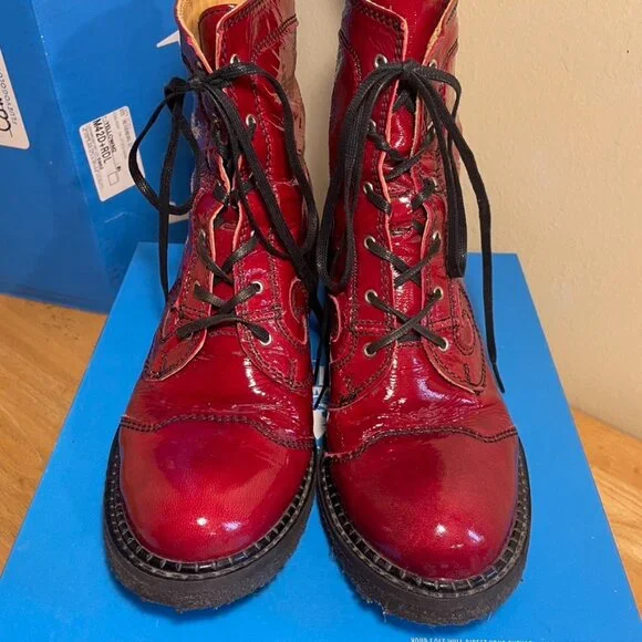 Fab Fluevog Slacker Tardy boots - Picture 5 of 11